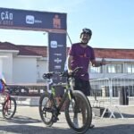 bike check-in. Richards Villain- triatleta PCD- competiu no Ironman 70.3 Rio de Janeiro em 2024