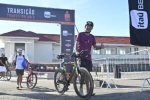 bike check-in. Richards Villain- triatleta PCD- competiu no Ironman 70.3 Rio de Janeiro em 2024